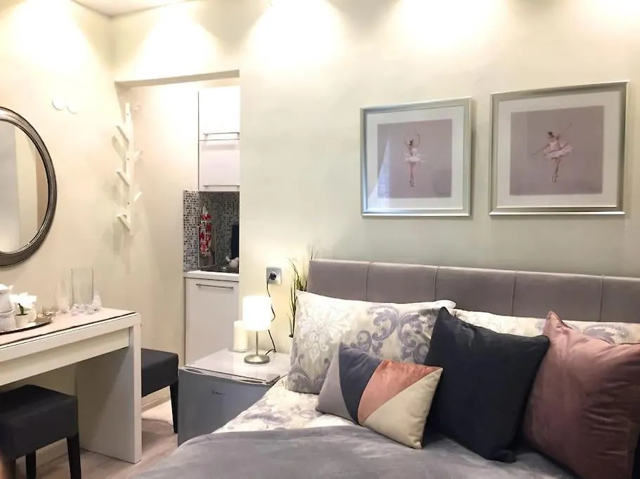 Tiny Deluxe Suite In Kalamaria Thessaloniki